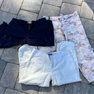 3–Women's Ankle & Cropped Pants - Black, White, & Camouflage Retro Capri’s